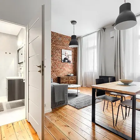 דירה Margi Absynth Large & Comfy