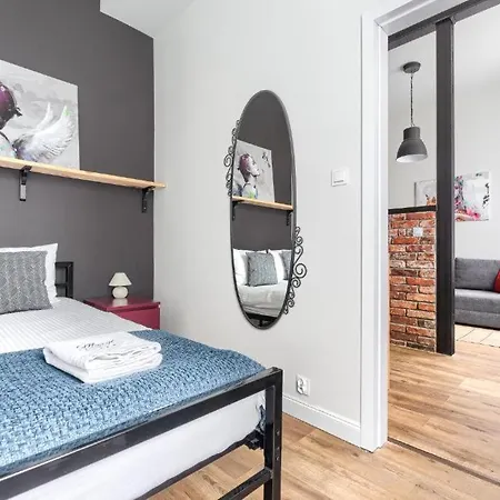 Apartment Margi Igram - Martini - Absynth Large & Comfy