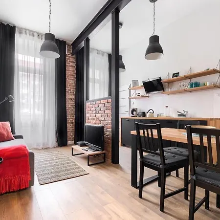 Margi Igram - Martini - Absynth Large & Comfy Apartment