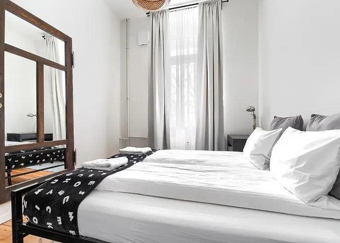 Apartment Margi Absynth Large & Comfy